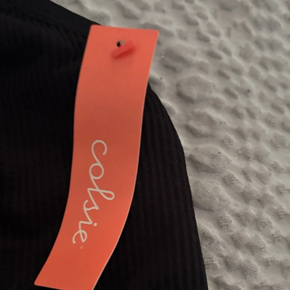 Black Ribbed Tank bra - Picture 3 of 5